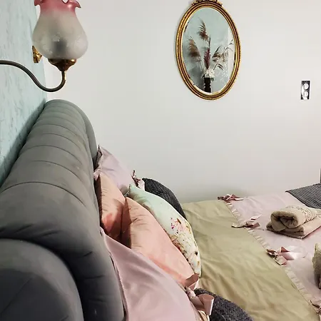 Mirka & Franck Aircon Clim, Chic, Parking Free, Avantages Packs Bookables *