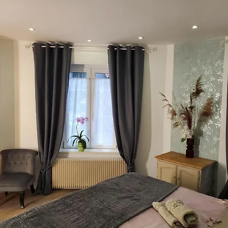 아파트 Mirka & Franck Aircon Clim, Chic, Parking Free, Avantages Packs Bookables *